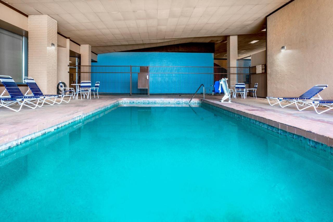 Days Inn & Suites By Wyndham Clovis Exteriér fotografie