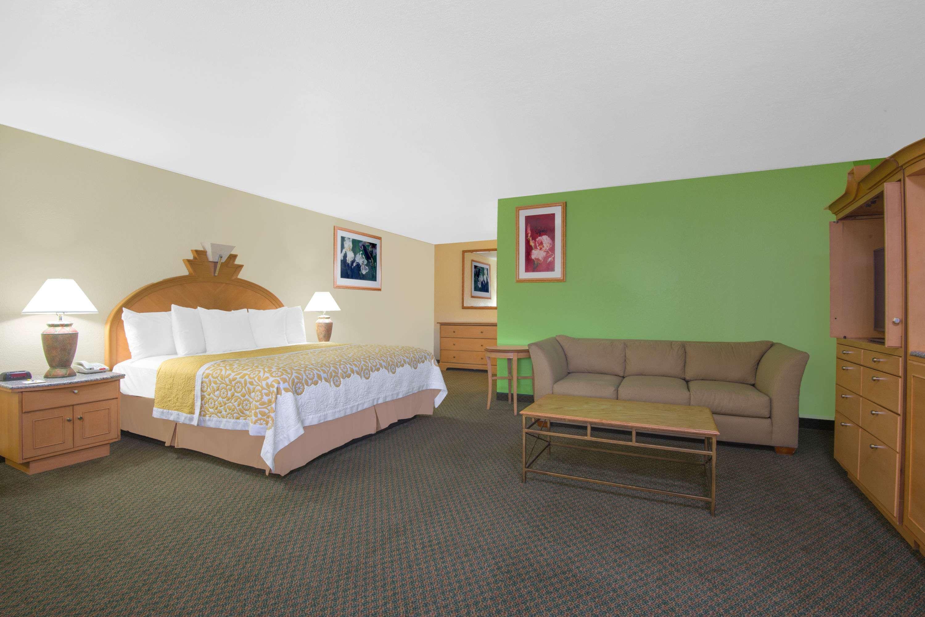 Days Inn & Suites By Wyndham Clovis Exteriér fotografie