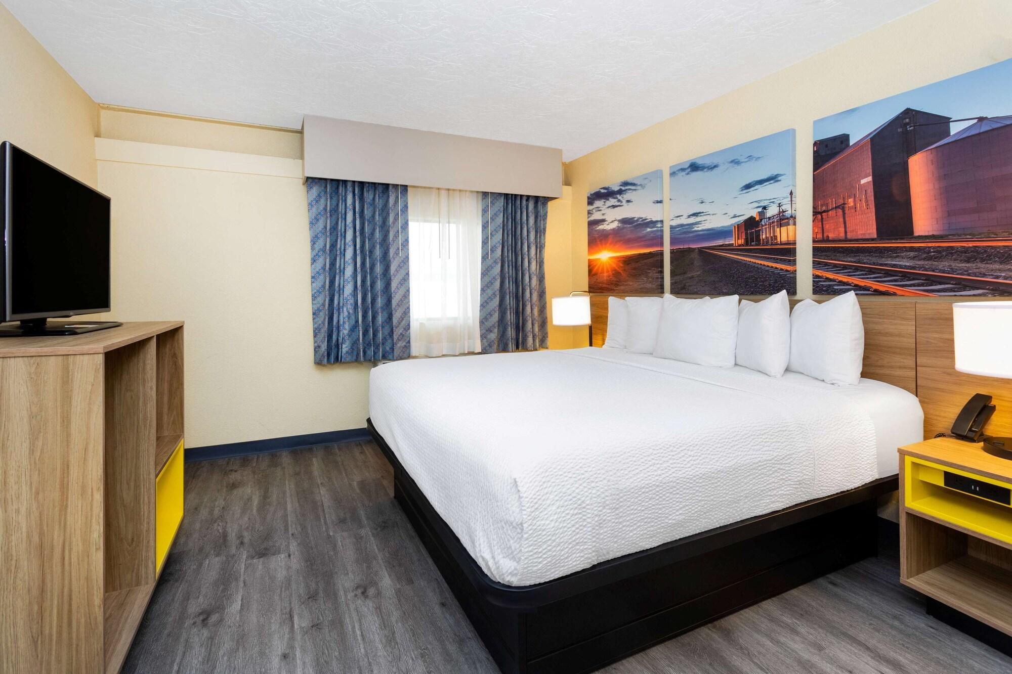 Days Inn & Suites By Wyndham Clovis Exteriér fotografie