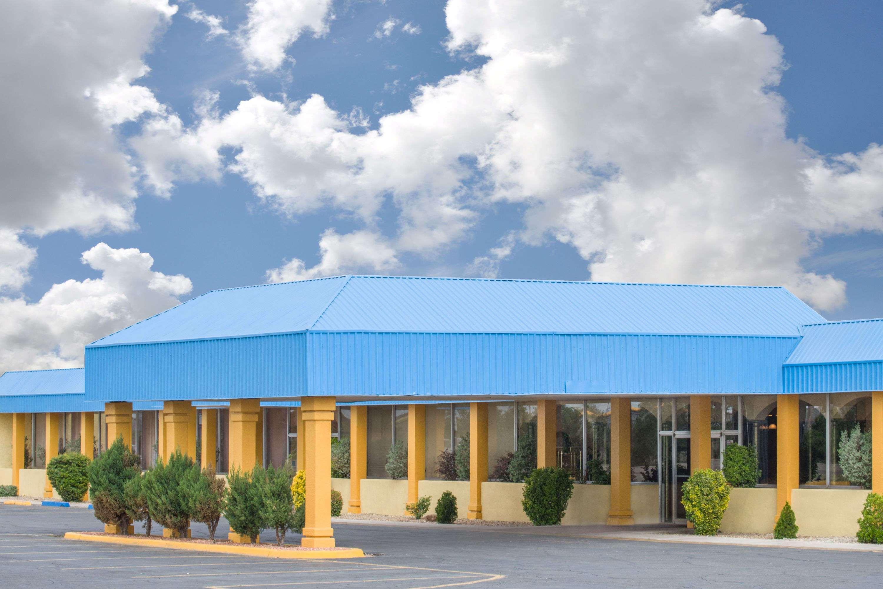 Days Inn & Suites By Wyndham Clovis Exteriér fotografie