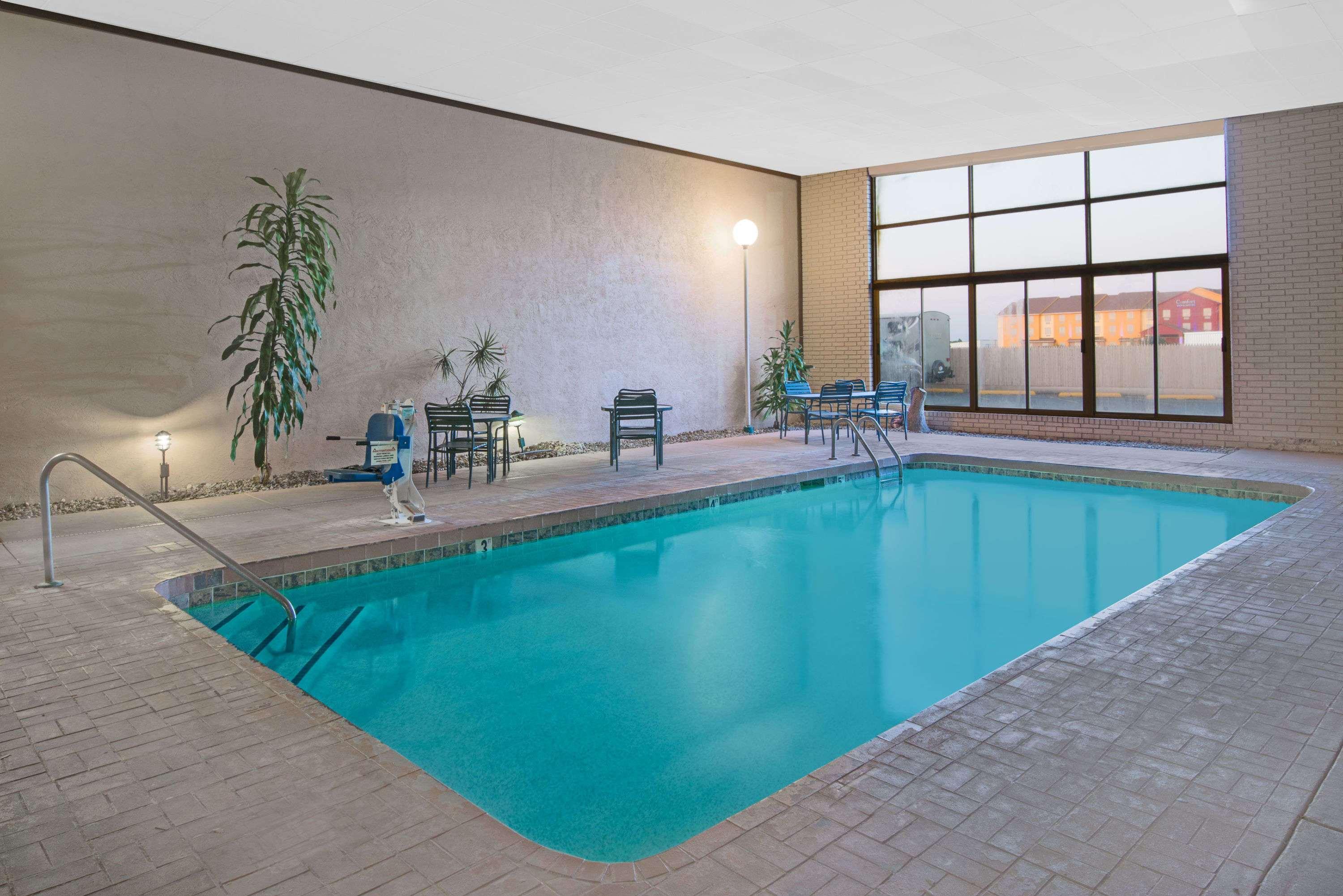 Days Inn & Suites By Wyndham Clovis Exteriér fotografie